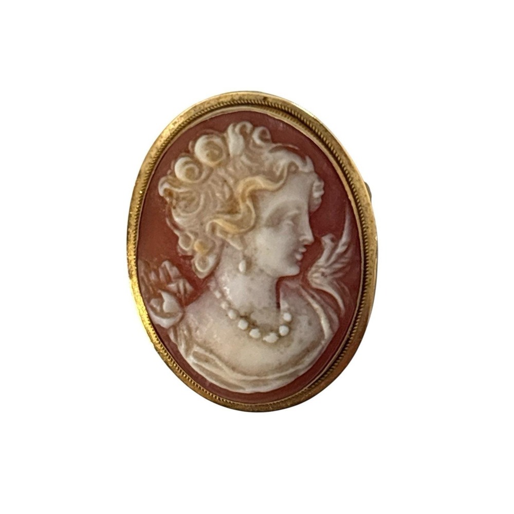 Vintage 18k gold Carved shell Cameo pendant or brooch made in Naples, Italy